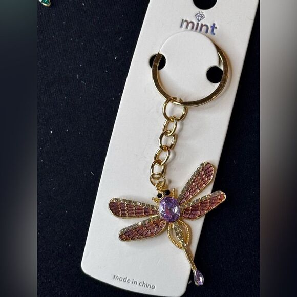 Mint BAG CHARM Sparkly Dragonfly Purple Crystal Keychain/Purse Charm - Picture 2 of 14